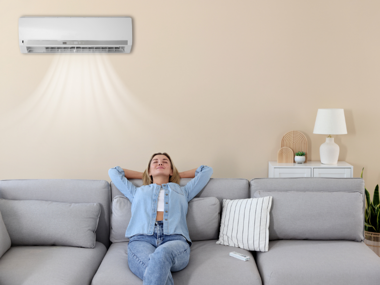AC Blowing Warm Air in Tampa? 8 Common Causes